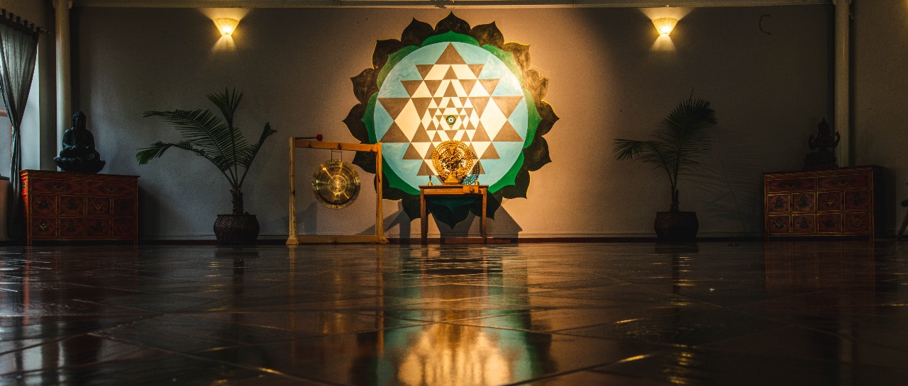 ASTANGA VINYASA