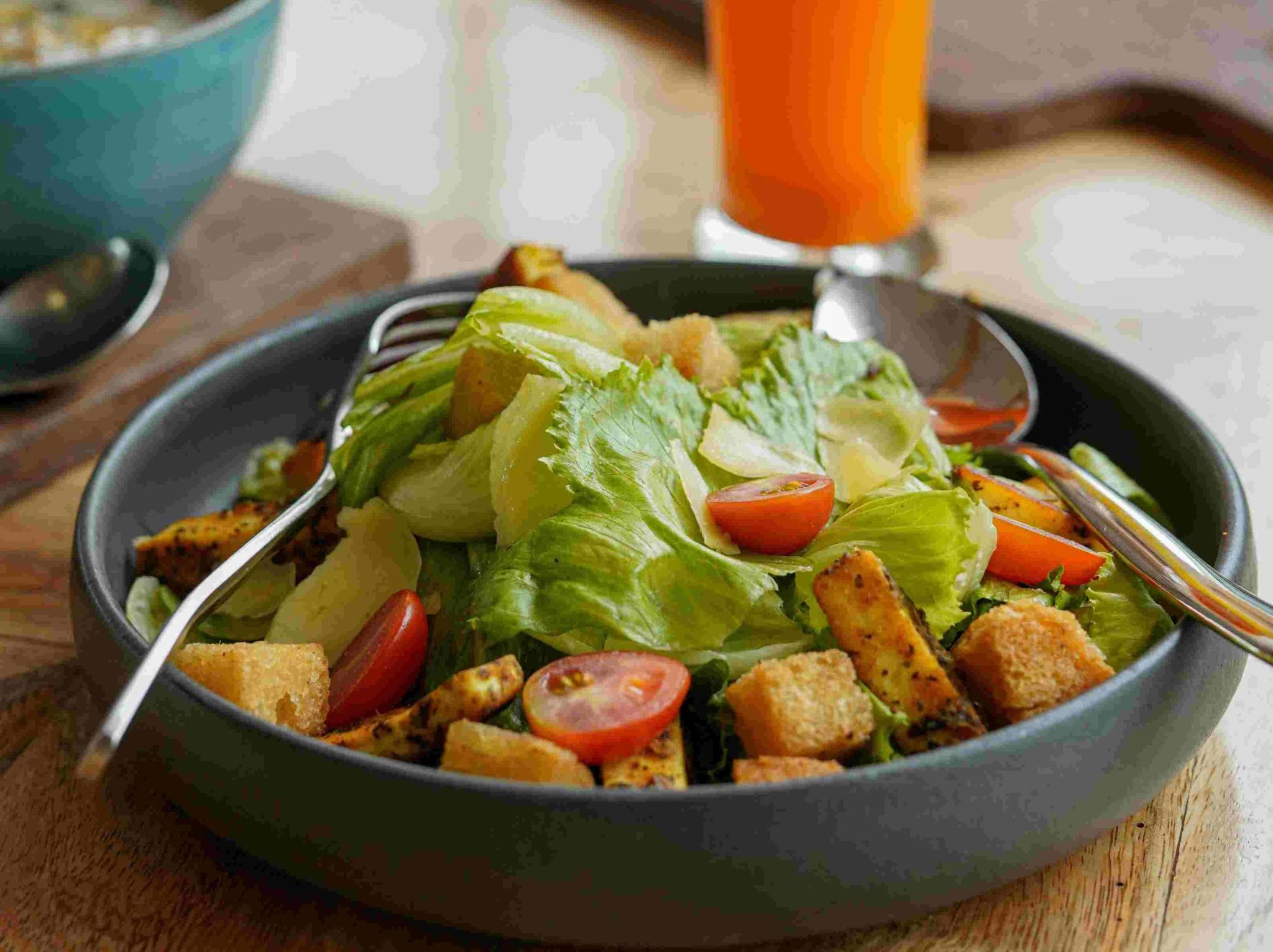 Nutritious Salads: Caesar salad